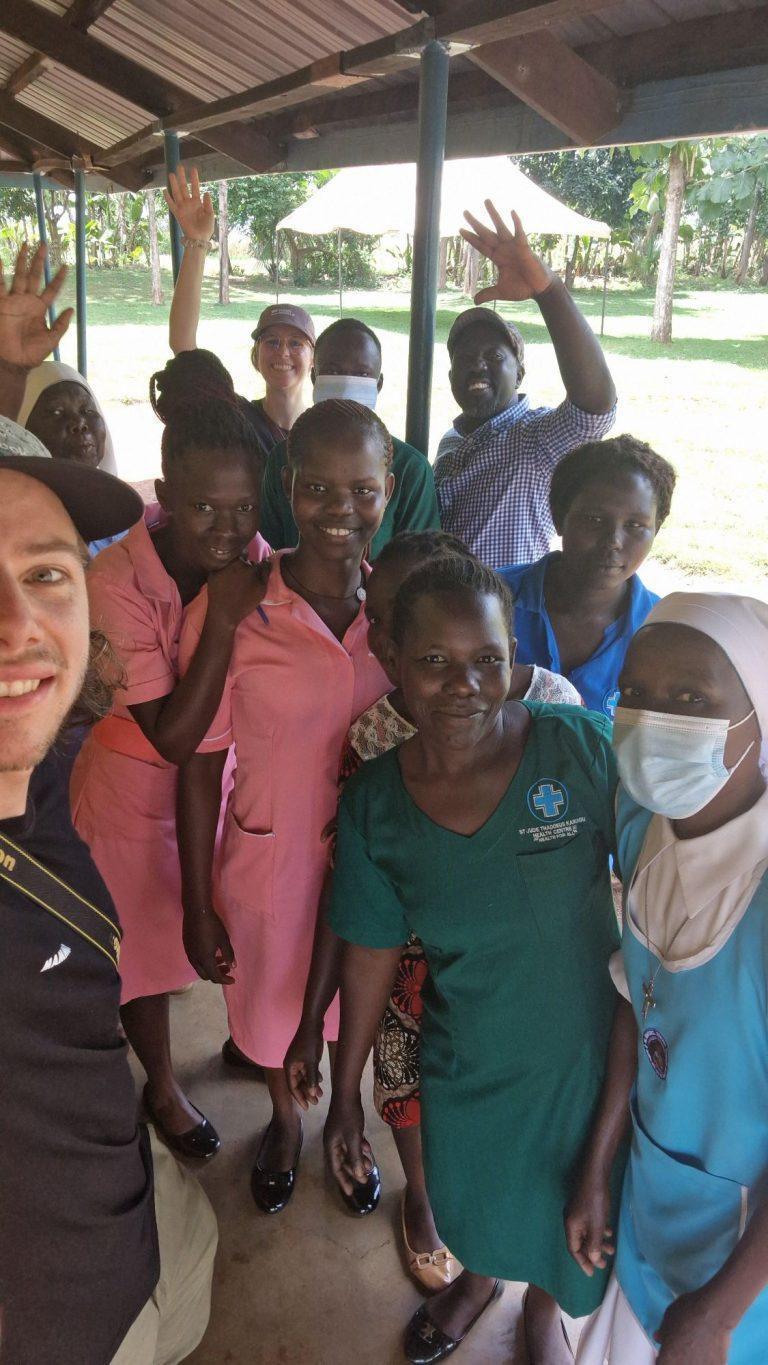Von Entebbe nach Gulu: Ein bewegender Start unserer Reise