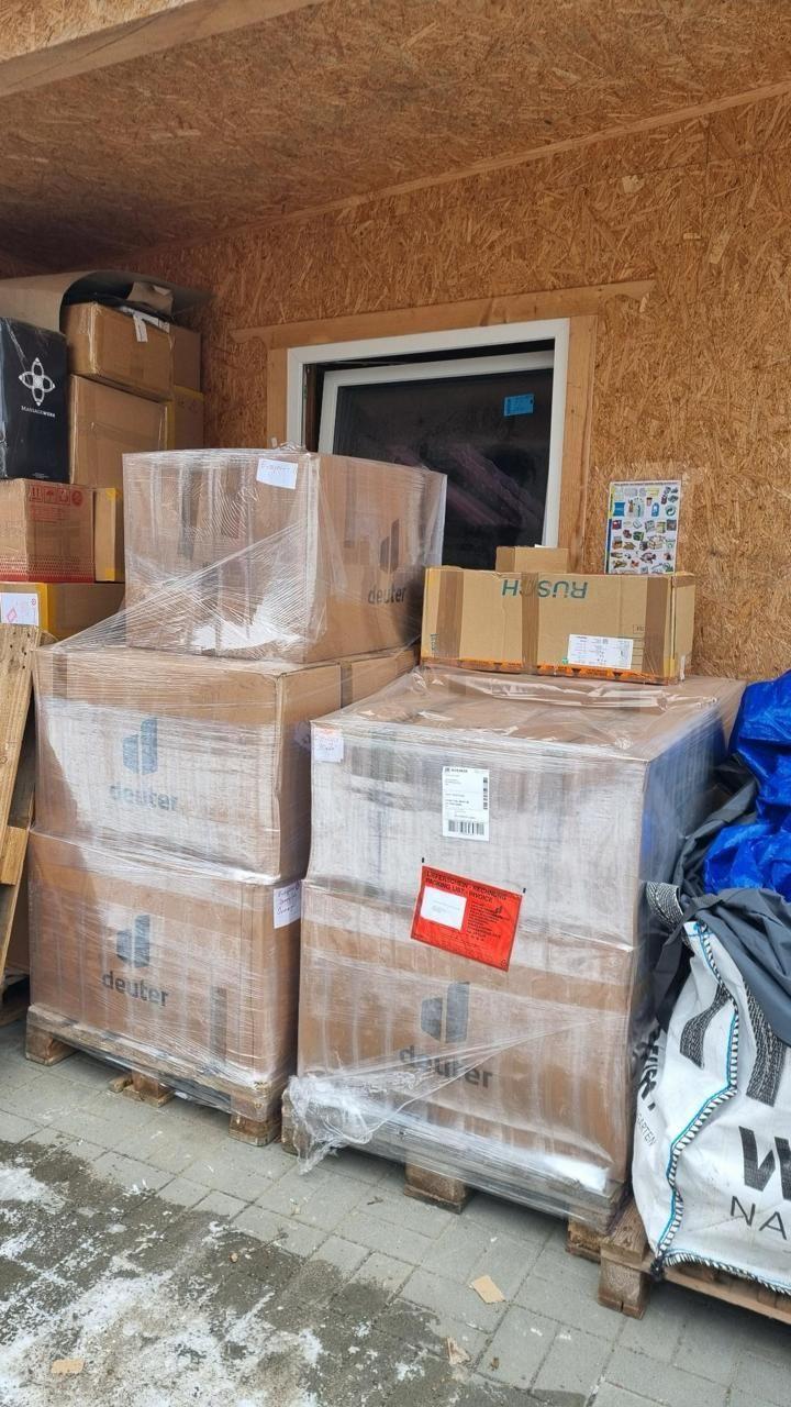 Mehr über den Artikel erfahren 13 Kartons Schlafsäcke für die Ukraine